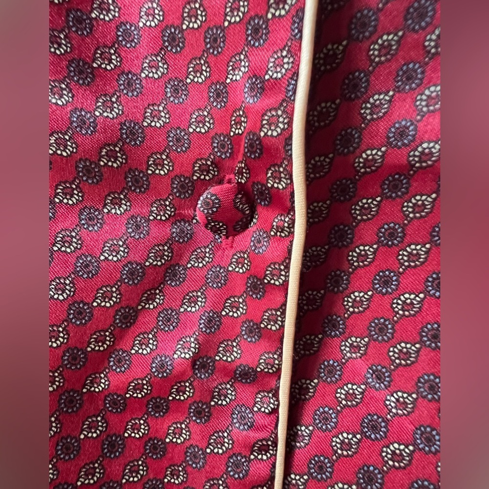 Katelyn Court Maroon Navy Gray Geometric Flower Print Satin Feel Pajamas Size S - Picture 9 of 12
